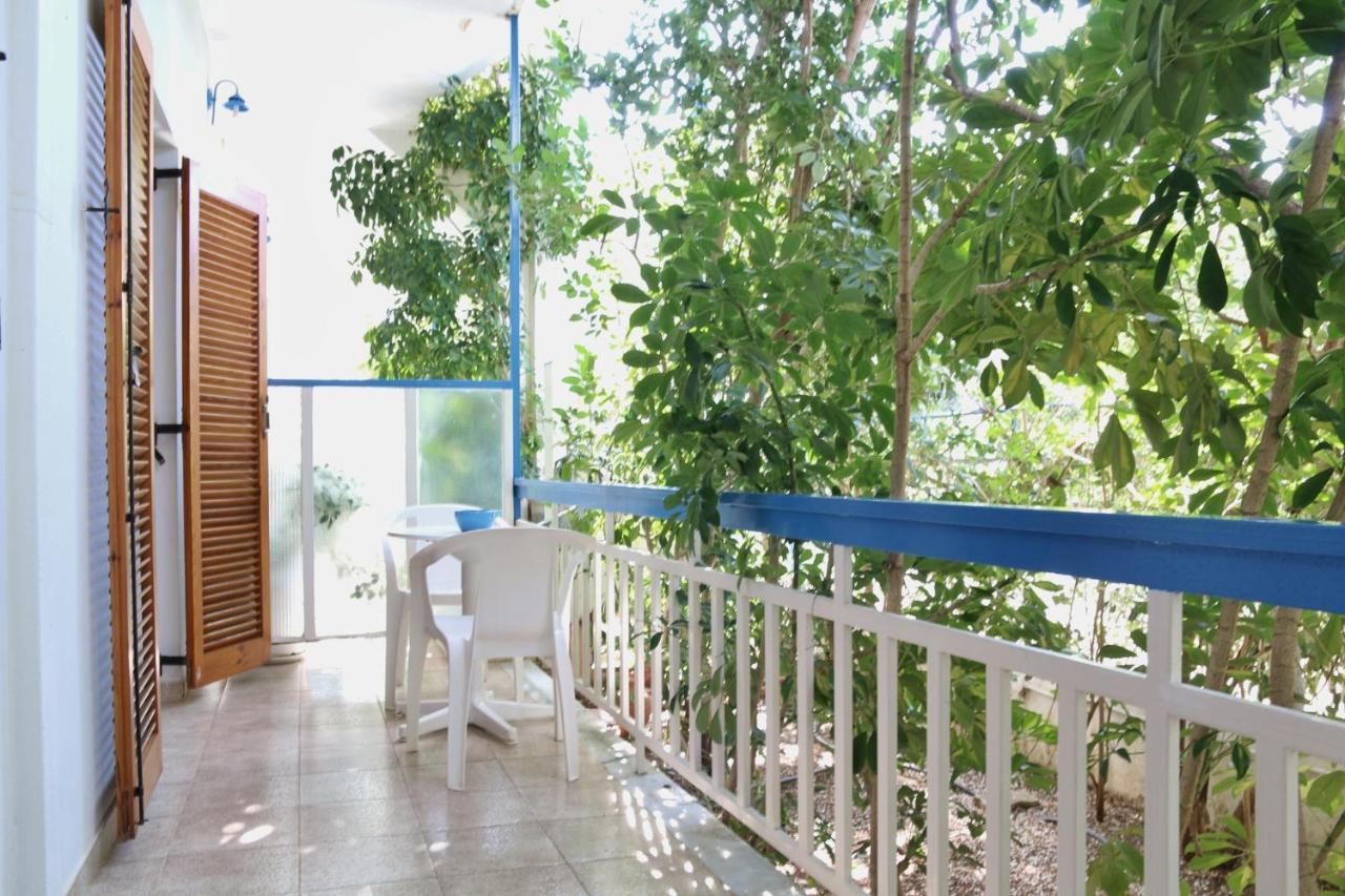 2 Space - Selfcatering Apartment Helen No 7 Xiropigado Exterior photo