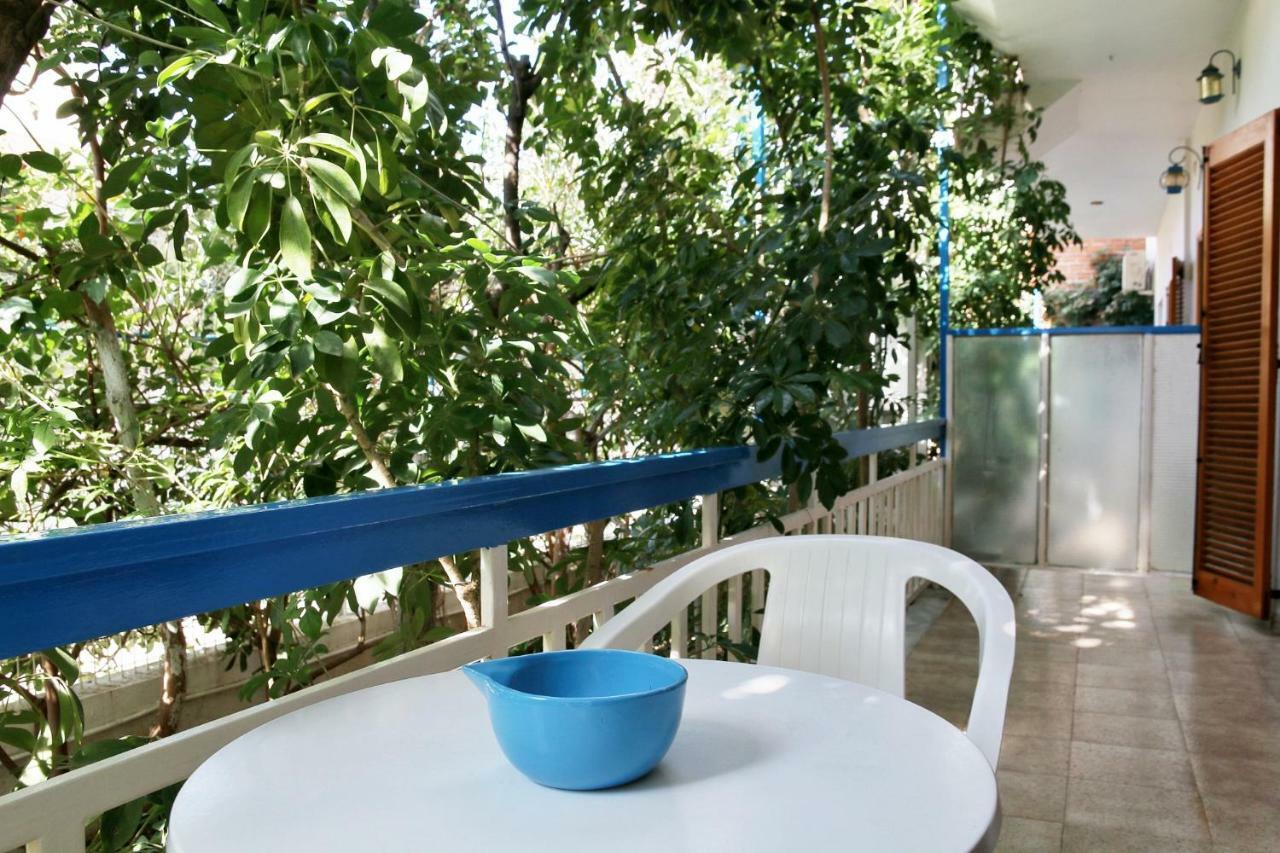 2 Space - Selfcatering Apartment Helen No 7 Xiropigado Exterior photo